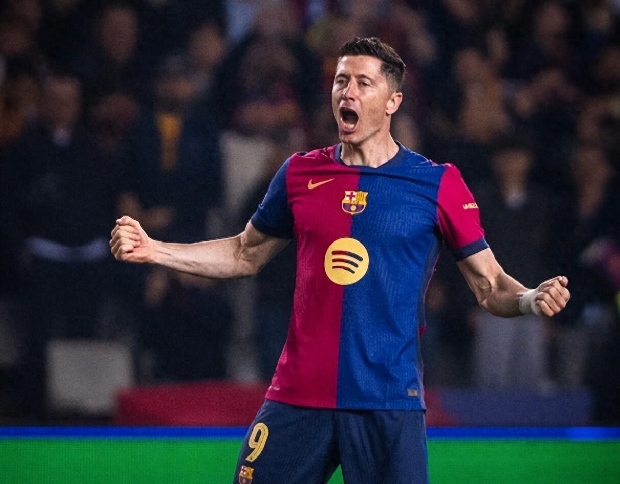 开云体育app-莱万多夫斯基连续十场比赛得分超过夺冠，公牛不断突破！-开云体育app