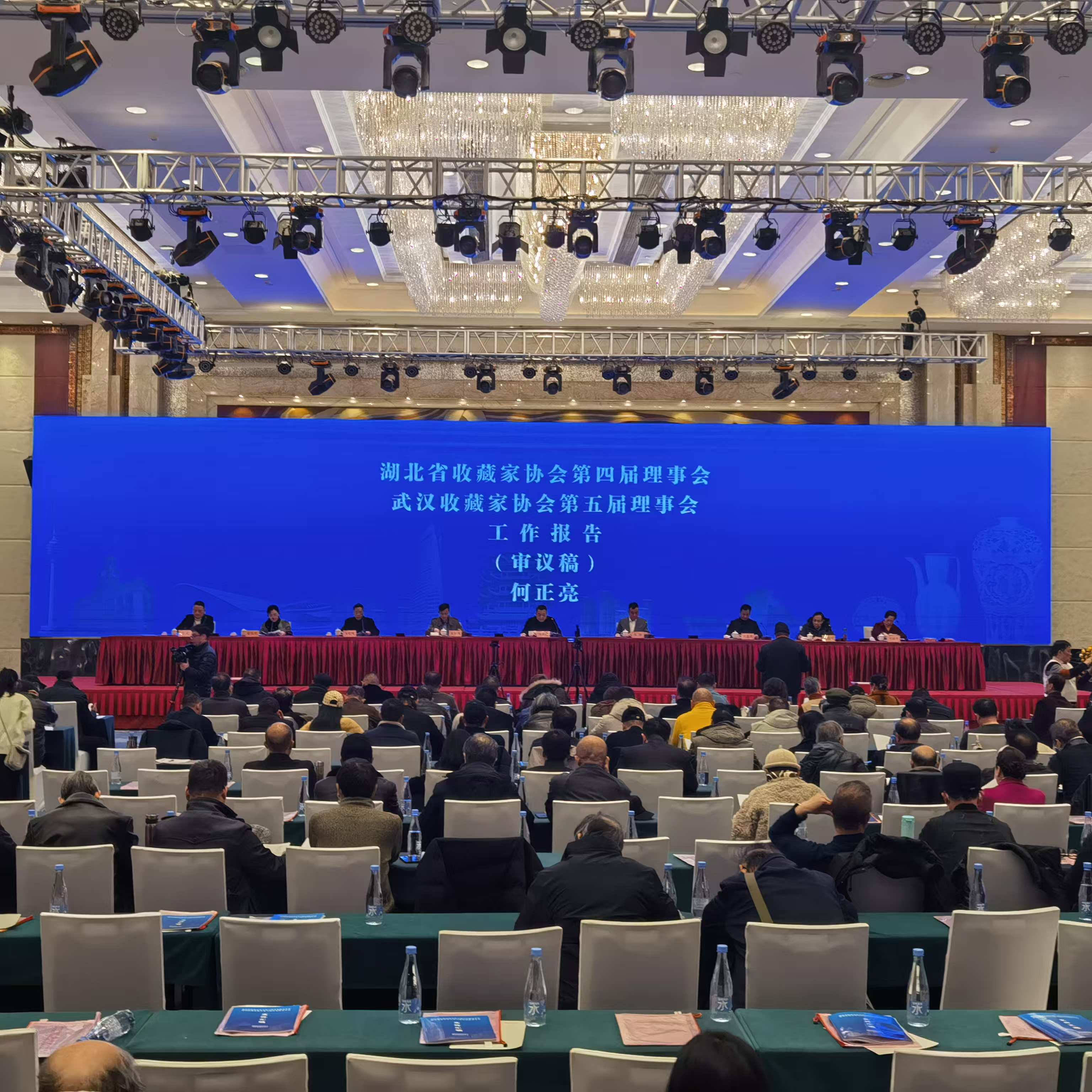 开云-关于武汉三镇集结日状态回暖;志在意大利杯名次提升;管理层满意;阵容厚度经受考验的信息-开云